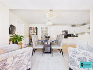 Kitchen/Diner- click for photo gallery